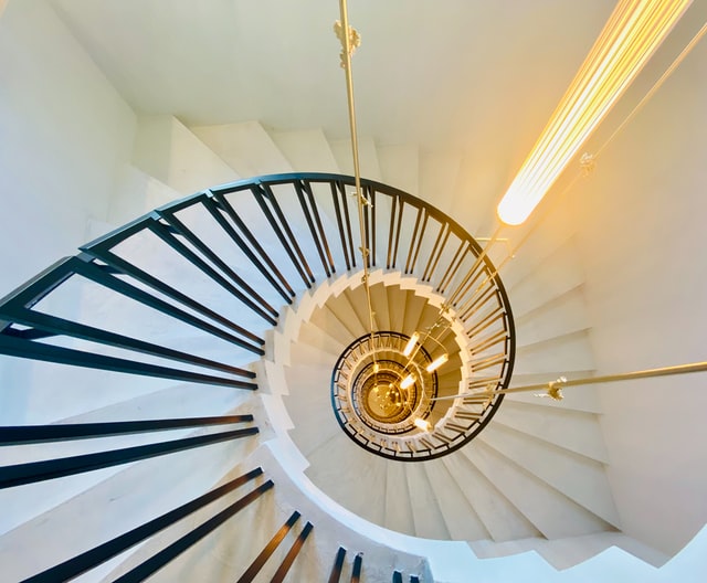 5 Popular Staircase Design Material Used In Home Building