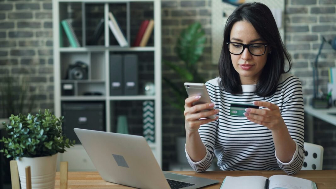 Top 7 Lifetime Free Credit Cards in India 2025